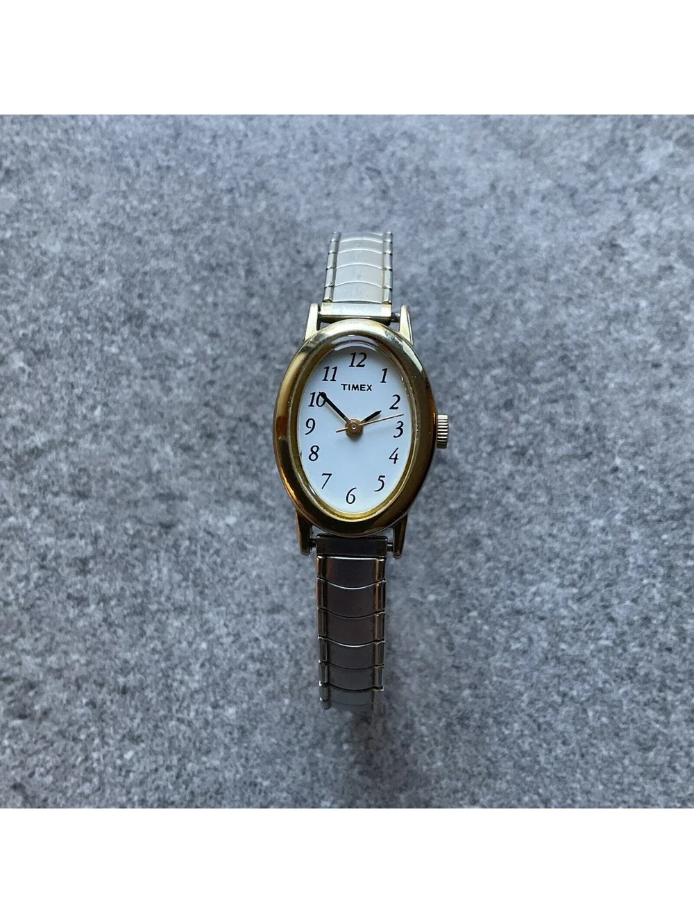 Vintage Timex Womens Watch 18mm Gold Tone Case W/Silver Tone Expansion Band A19